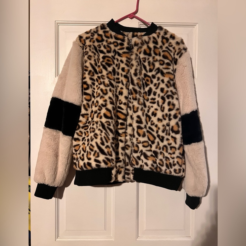 Katydid Leopard Coat/Jacket